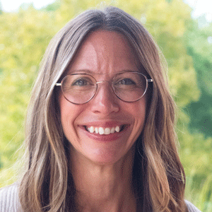 Headshot of Jennifer Pastrone